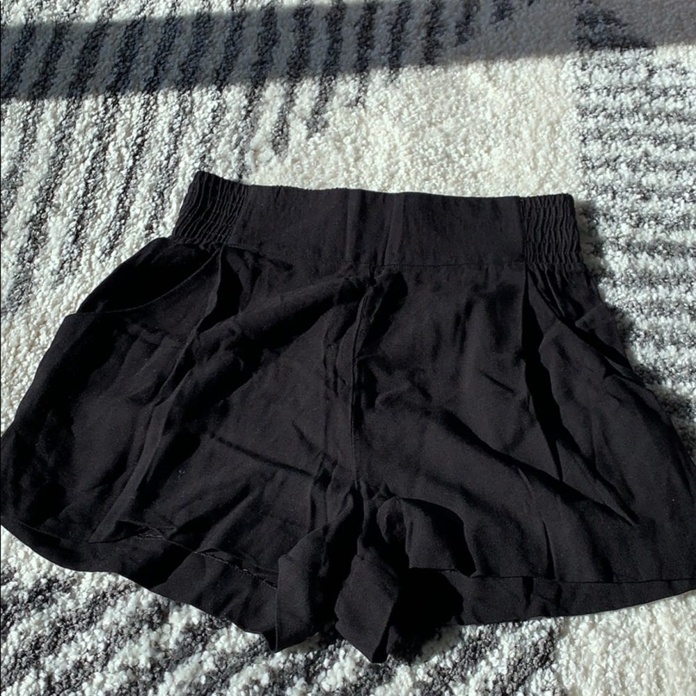 Aritzia black jersey shorts